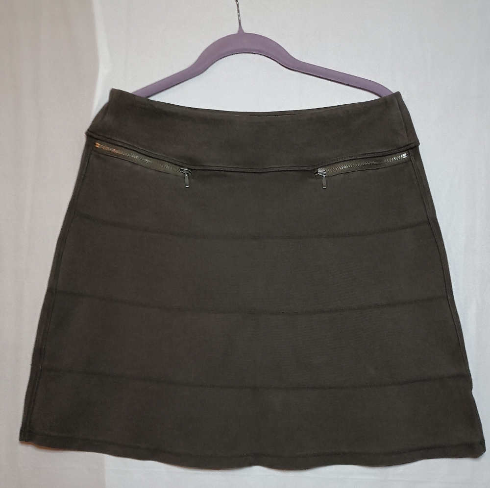 Athleta Medium 18" Ponte Knit Strata Skirt A Line  Gunmetal Grey